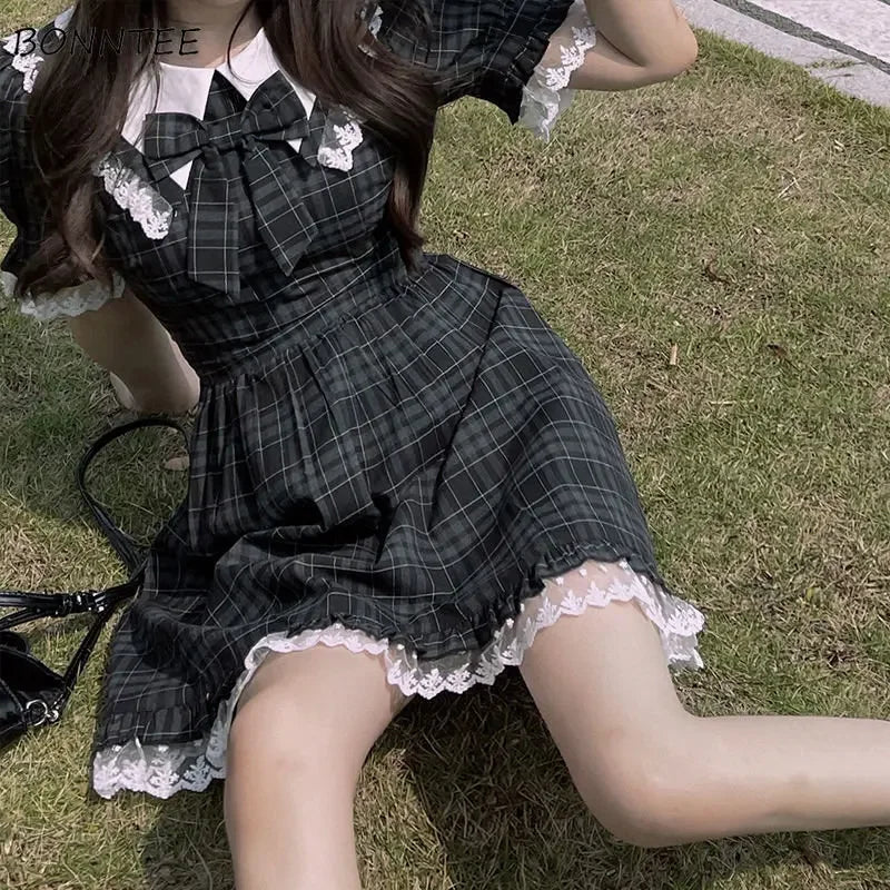 Robes noires mini avec manches Puff Black Dresses Puff Sleeve Women Lolita Girlish Designer