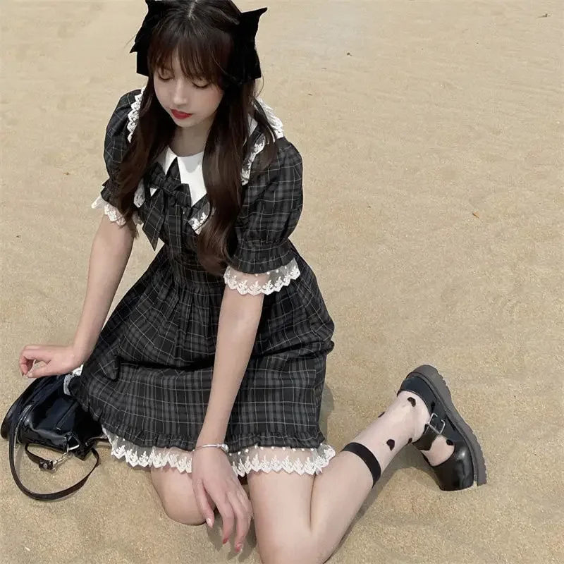 Robes noires mini avec manches Puff Black Dresses Puff Sleeve Women Lolita Girlish Designer