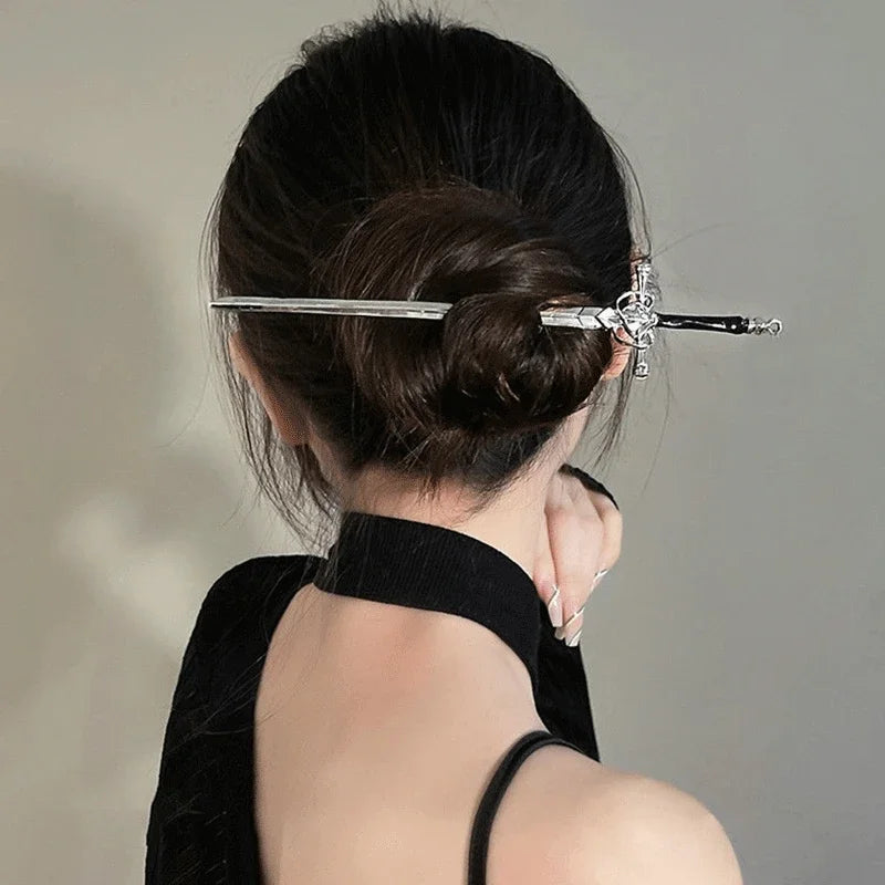 Pinces en mode punk ancienne épée épingle à cheveux pour femmes rétro fille coiffure cheveux plat