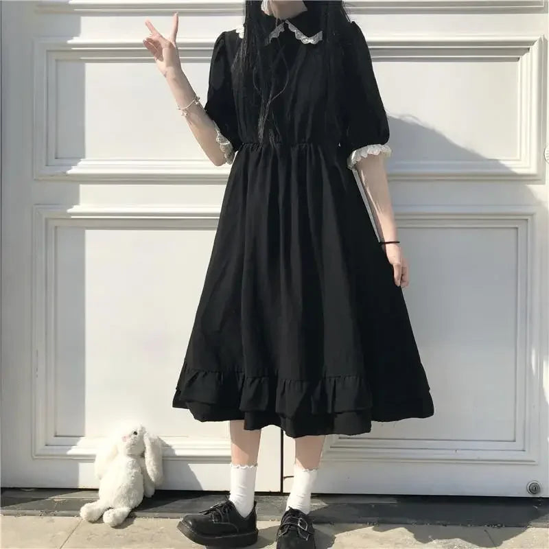 Robes noires mini avec manches Puff Black Dresses Puff Sleeve Women Lolita Girlish Designer