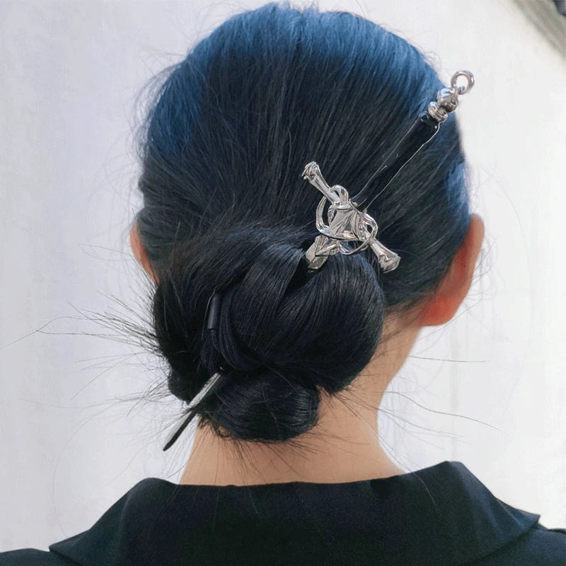 Pinces en mode punk ancienne épée épingle à cheveux pour femmes rétro fille coiffure cheveux plat