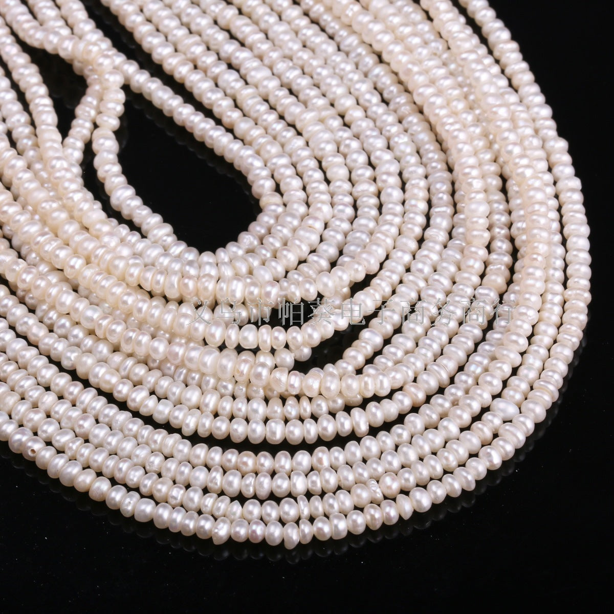 Bijoux en perles d'eau douce rondes et plates naturelles exquises